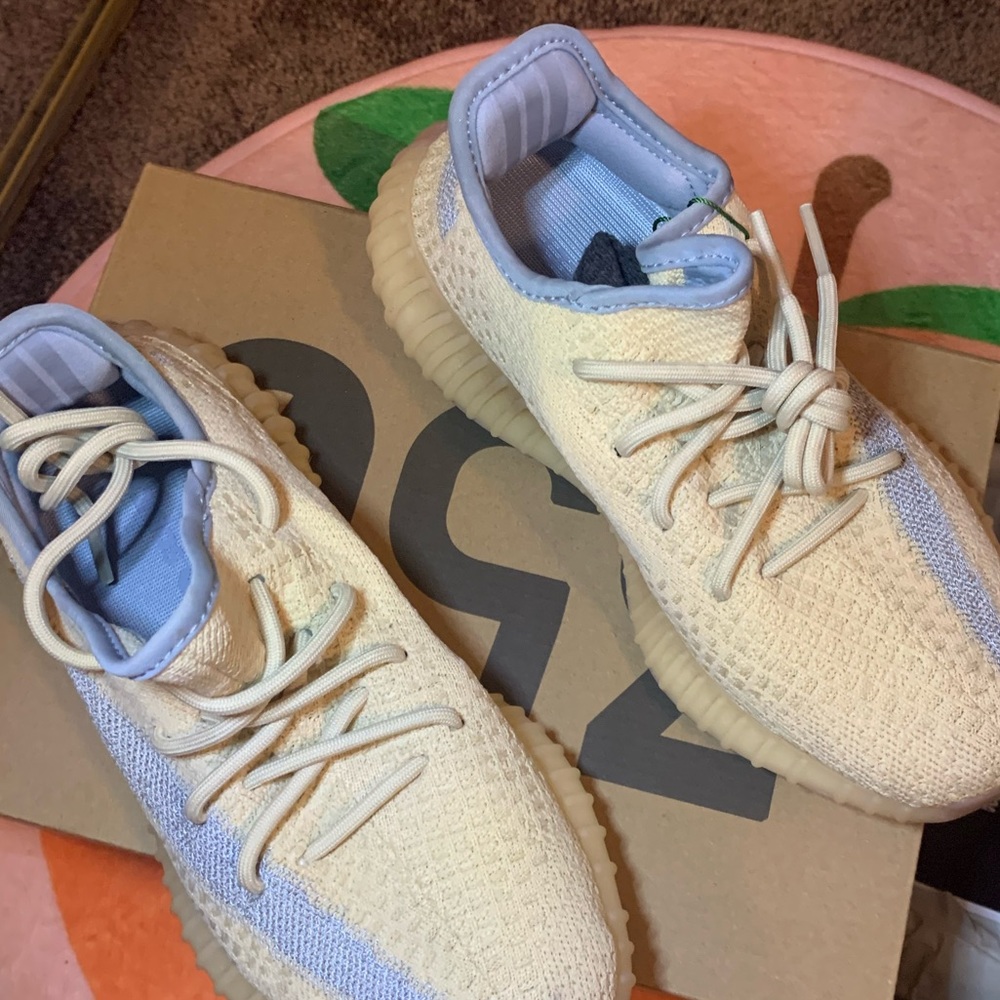 Linen Reflective stripe yeezy 360 boosts